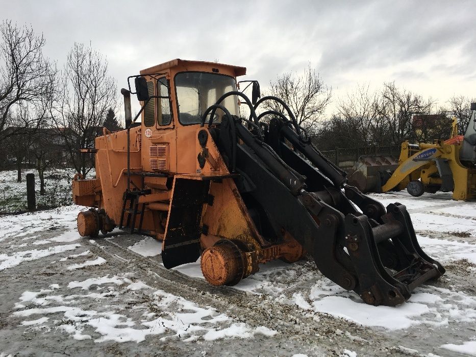 Dezmembrez incarcator frontal Volvo BM 4600 B