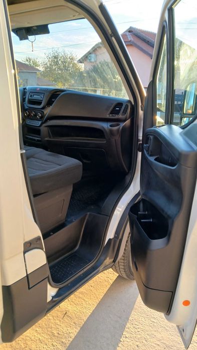 Камион фургон IVECO Daily 35S15