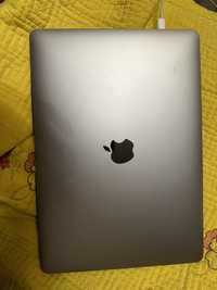 MacBook pro M1.