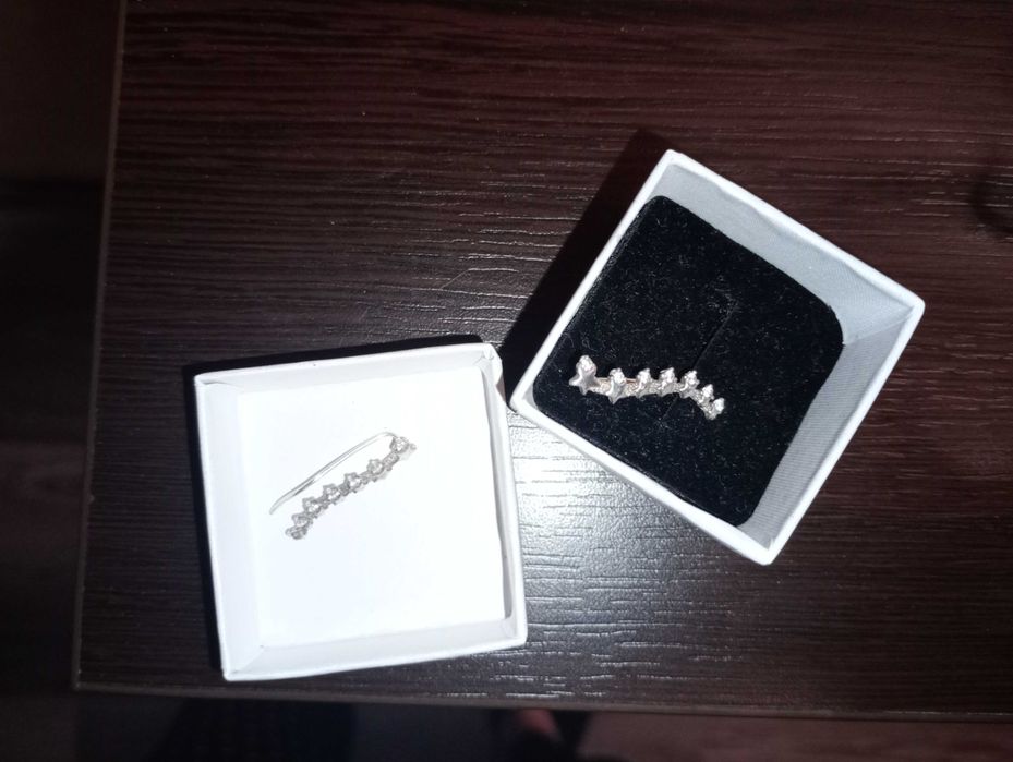 Дамски сребърни обеци, ефектни носене по два начина ново