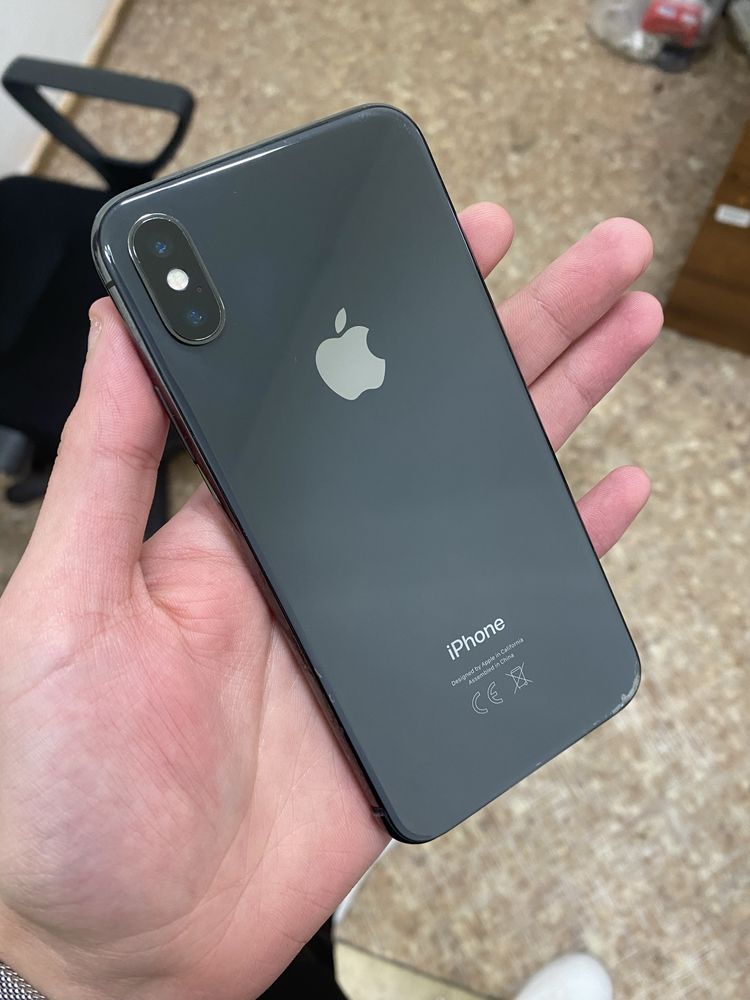 Продам Телефон Iphone X 64Gb