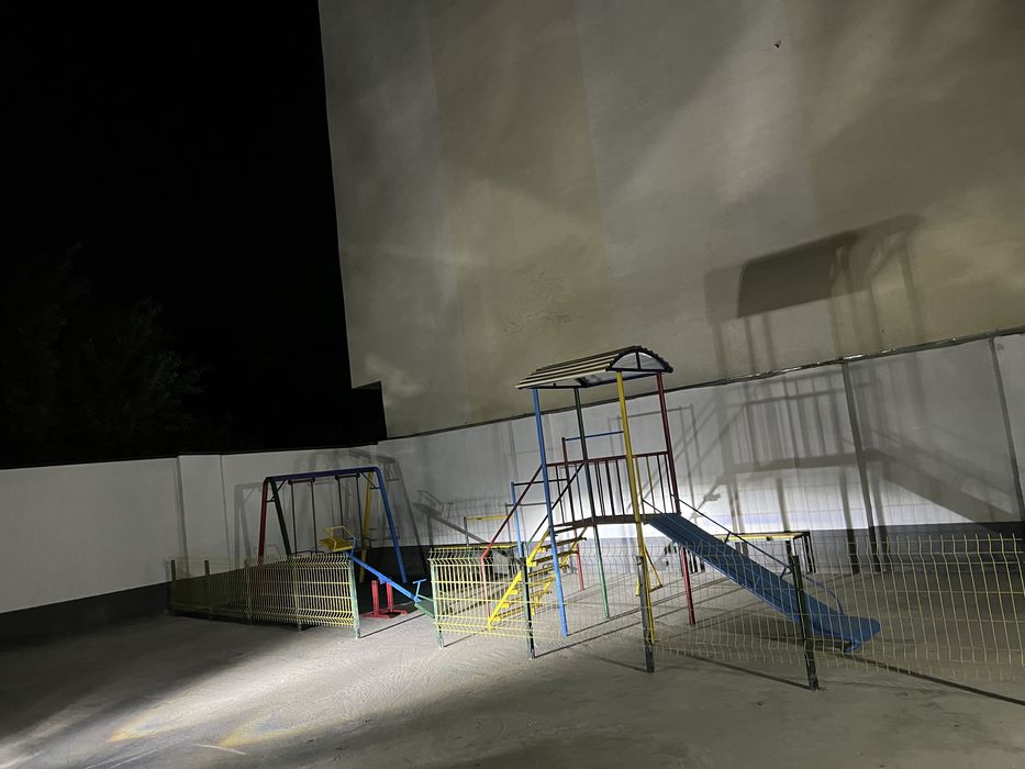 2 х комнатная квартира с ремонтом