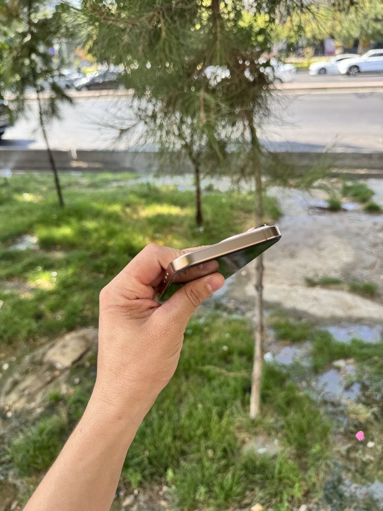 srochna iphone 16 pro max 99%