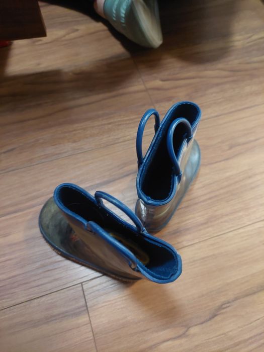 Детски гумени ботуши за кални локви