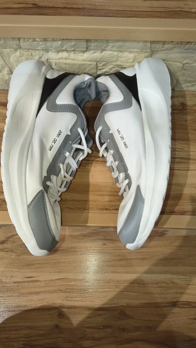 Маратонки PULL & BEAR- 42 номер