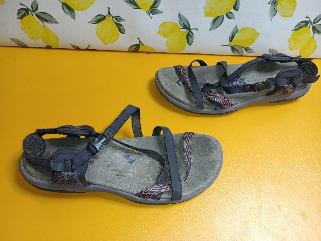 Skechers N 38,5 сандали - 19 лв