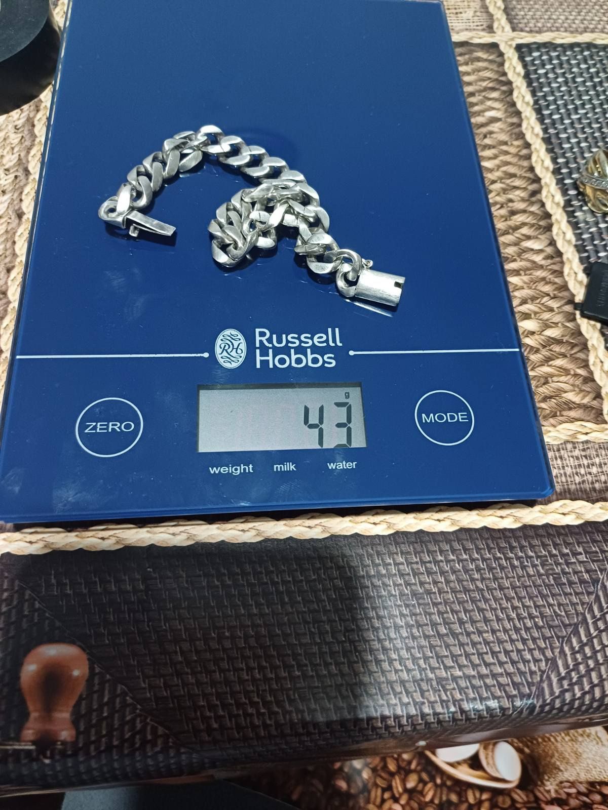 Сребърна гривна 43 грама