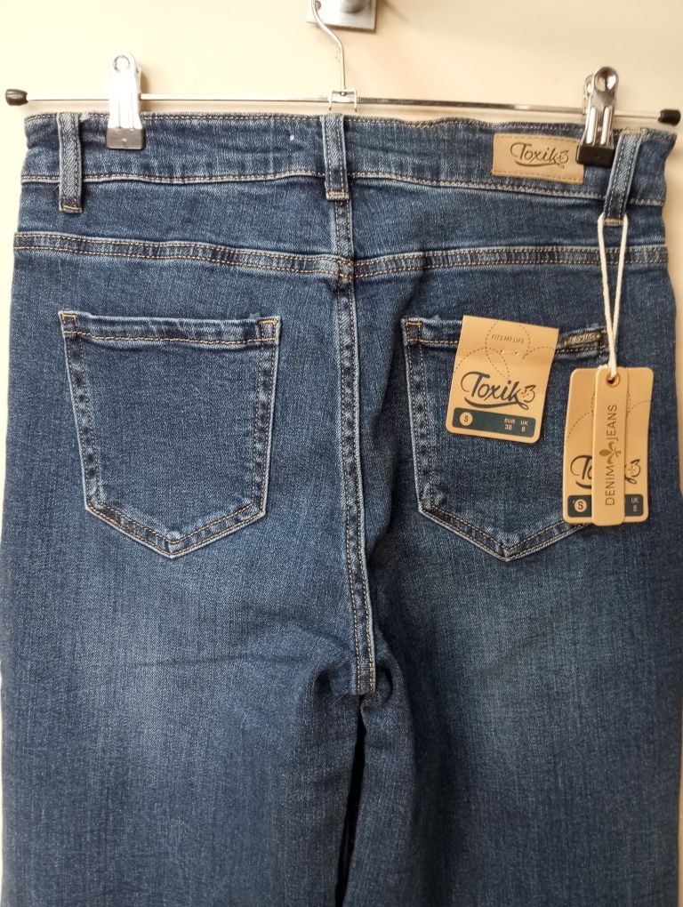 Дамски дънки. 36,38,40,42. Wide leg.