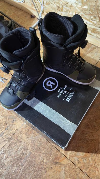 Boots snowboard RIDE cu prindere BOA – confort și control de top