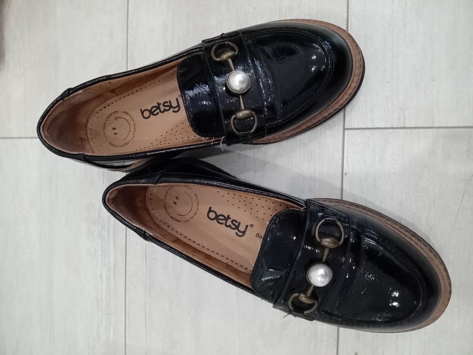 Продам детские батинки