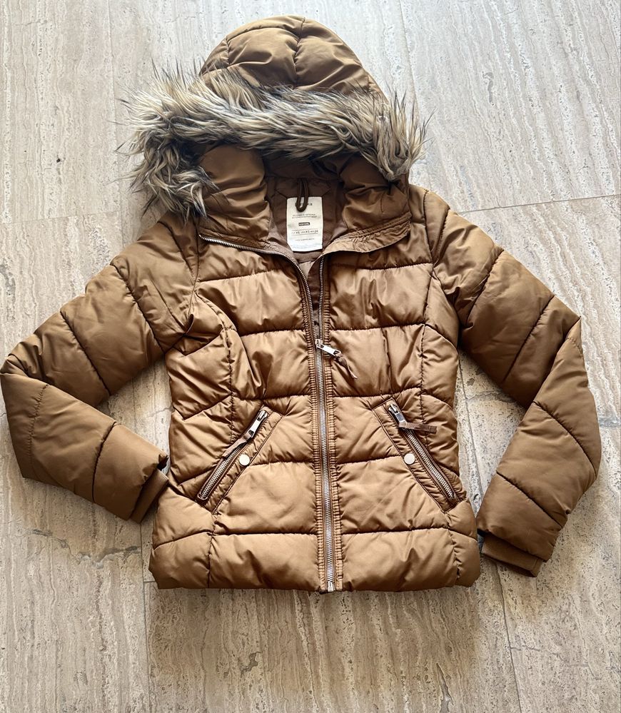 Дамско зимно яке Bershka