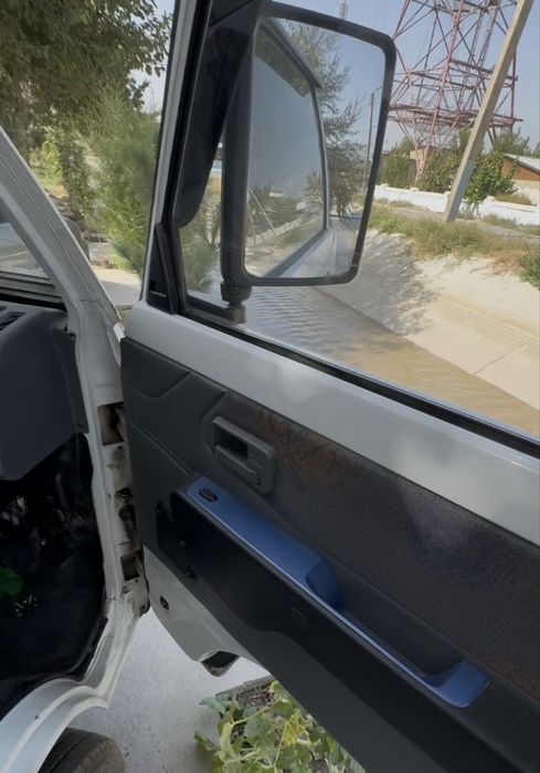 Labo korea 2019 refrijator propan zavodkoy pult 906 qoyilgan