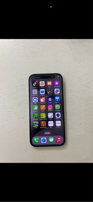 Iphone 15 pro………………….