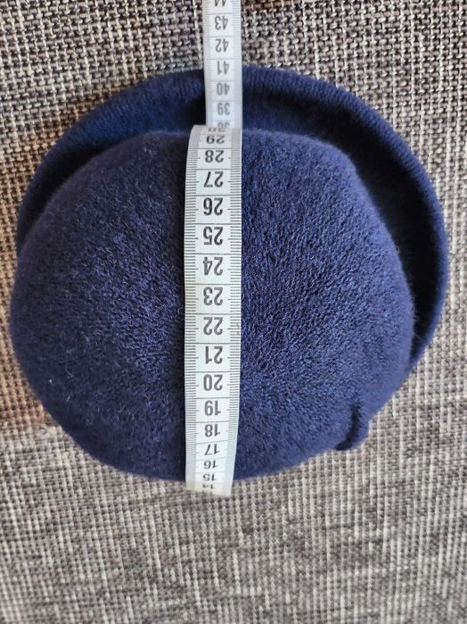 Palarie noua dama 100% lana cloche