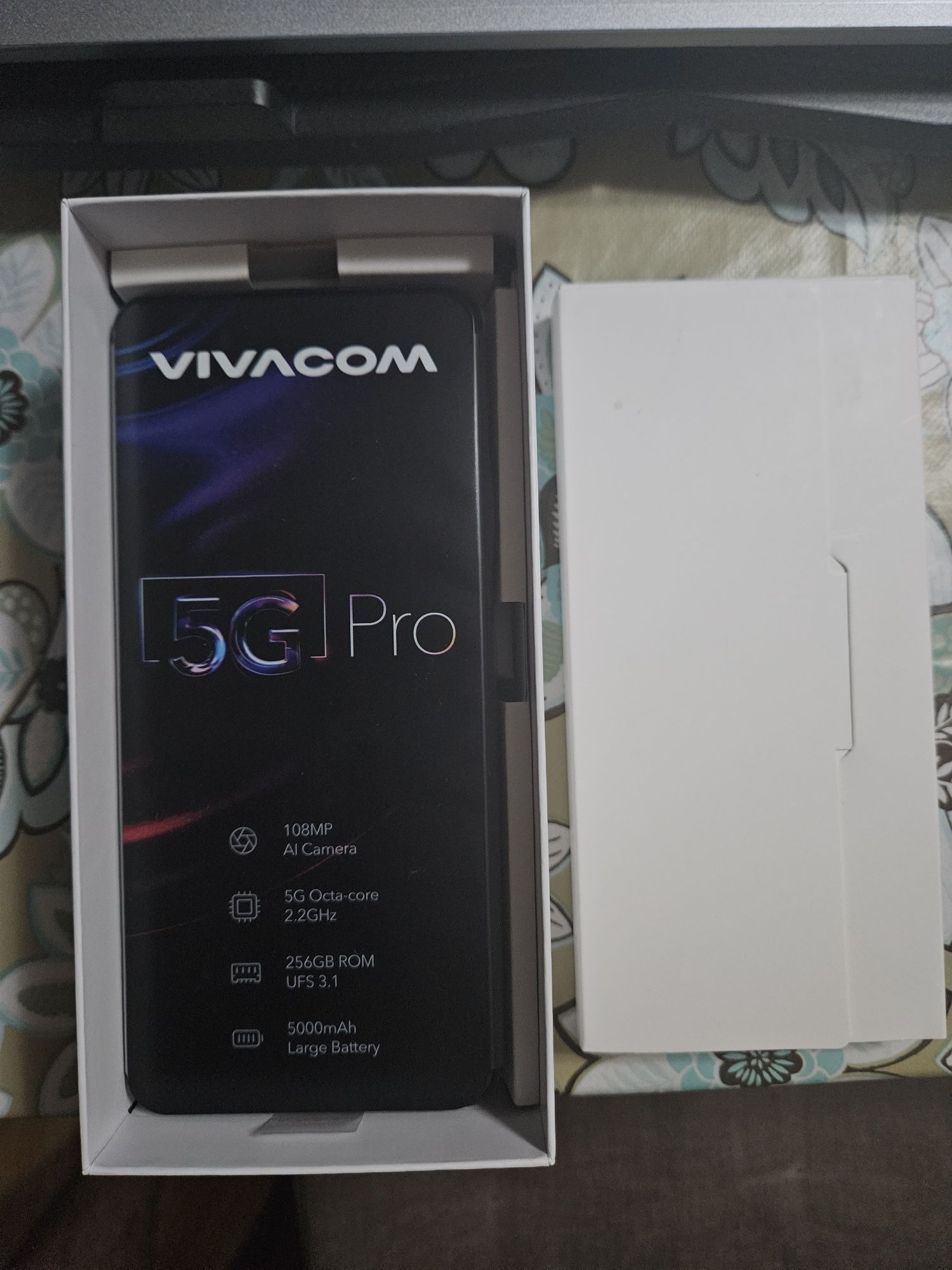 Смартфон Vivacom 5G Pro UG Phone U25