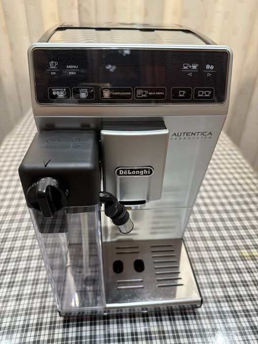 Кофемашина  DeLonghi