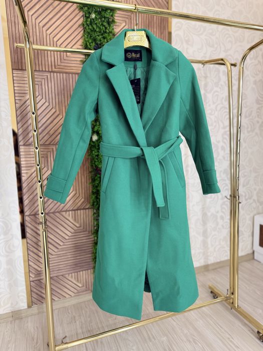 Новое пальто размер С