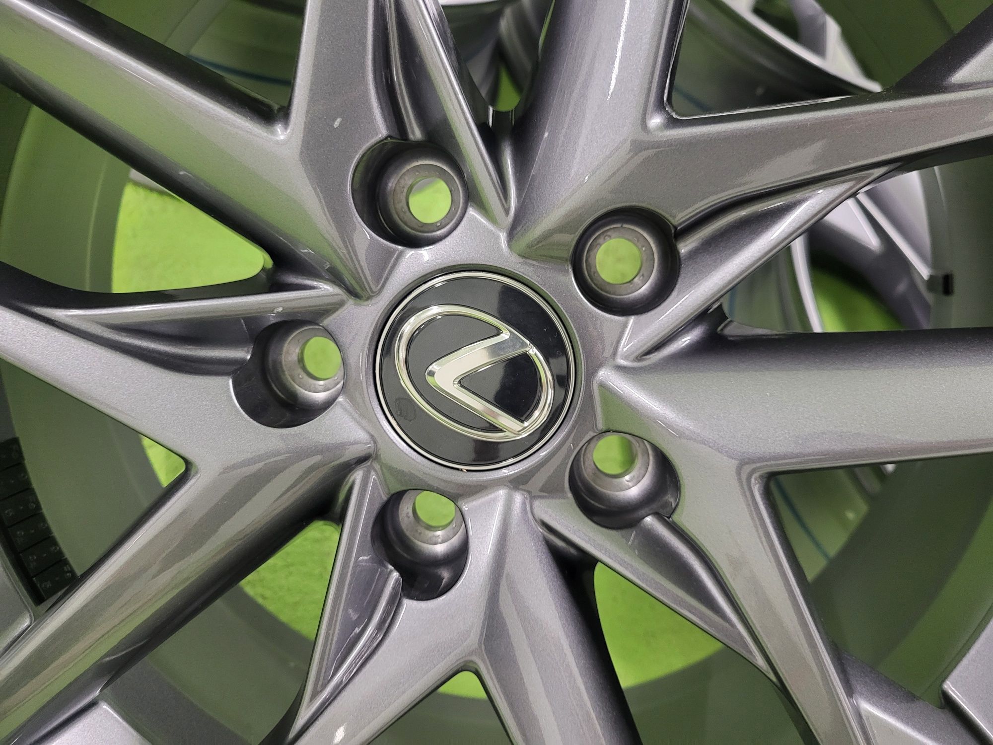 17 5x114.3 Lexus Toyota лети джанти 5х114.3
