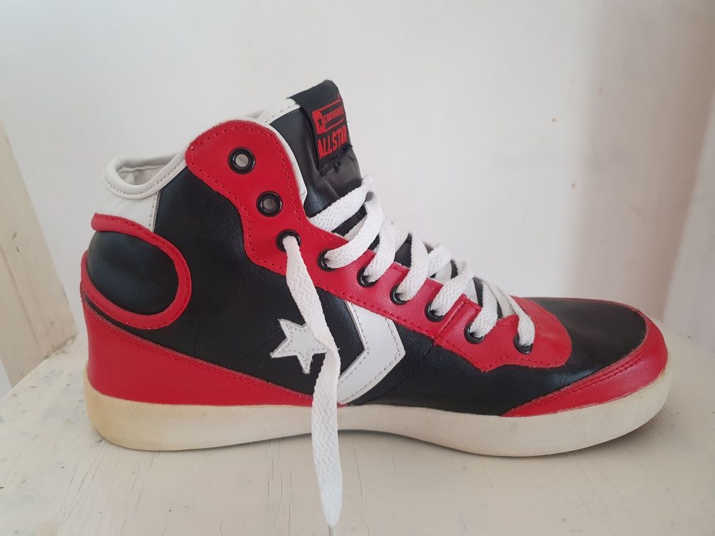 Маратонки Converse