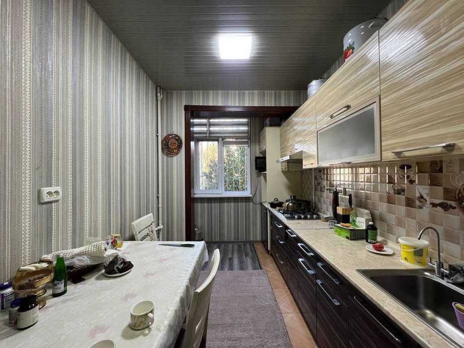 V2824 ПРОДАЕТСЯ 3/3/9 Ор.р: GRAND MIR HOTEL 73,7м2