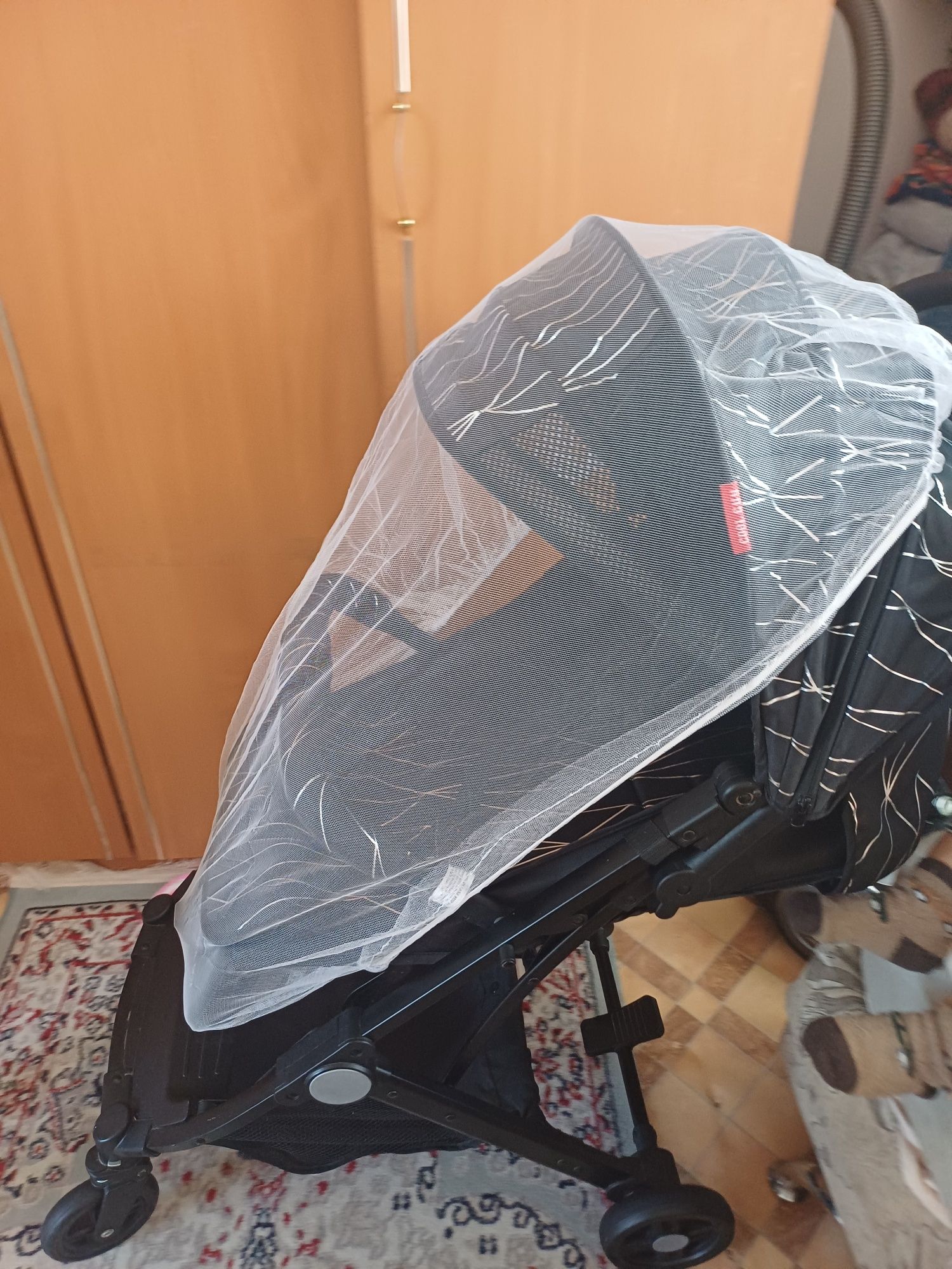 Продам коляску в отличном состояние.
