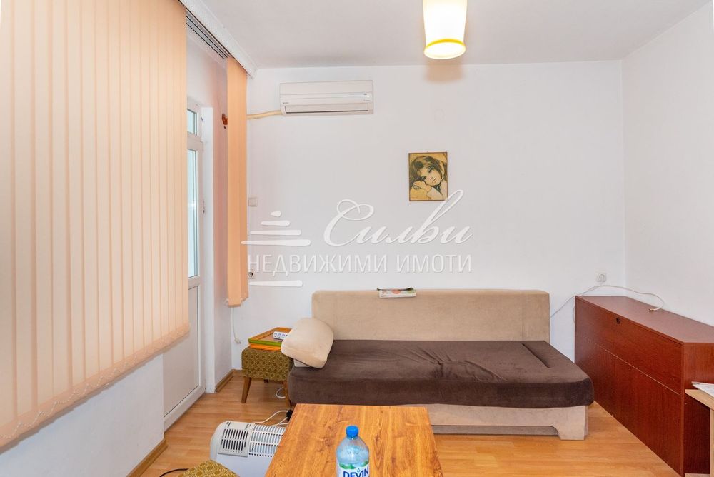 Продава се Четиристаен апартамент в Шумен, Добруджански - 90 кв.м за 935 €/кв.м - Снимка #6