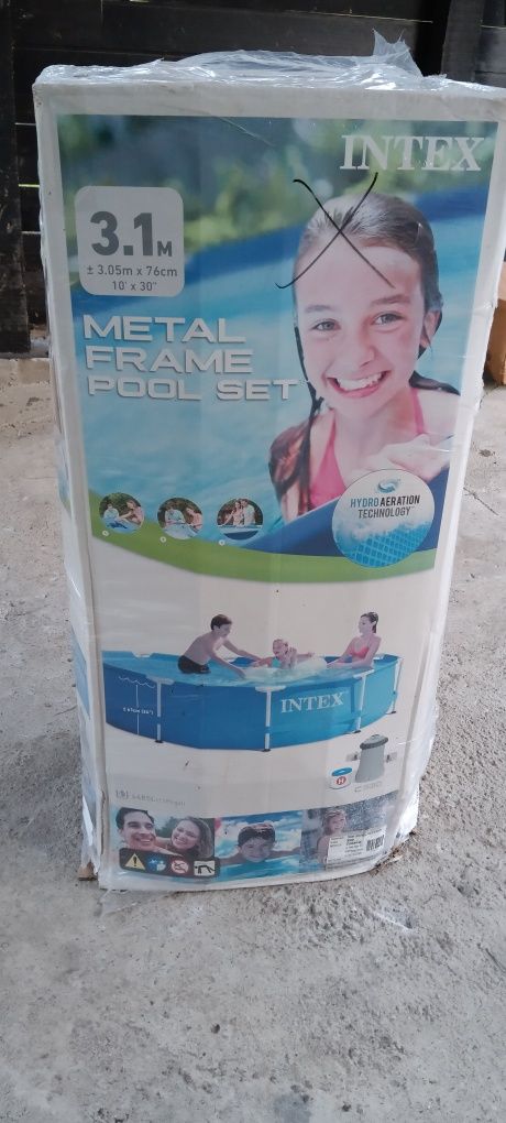 Piscină Intex cu cadru metalic