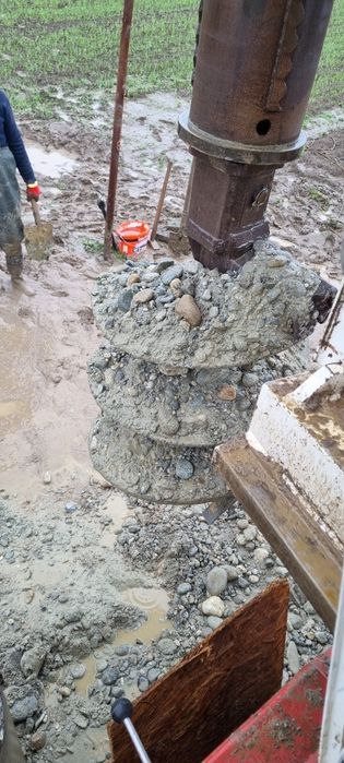 Foraje fantani / foraje puturi / bunar  / foraje