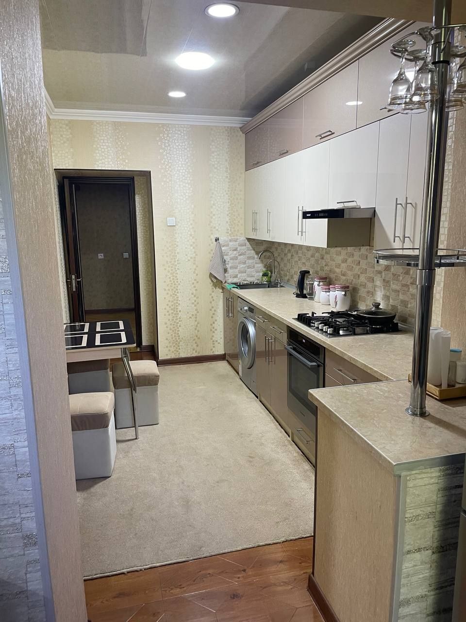 Квартира 4 ком. Ойбек. Метро. 96м². Аренда