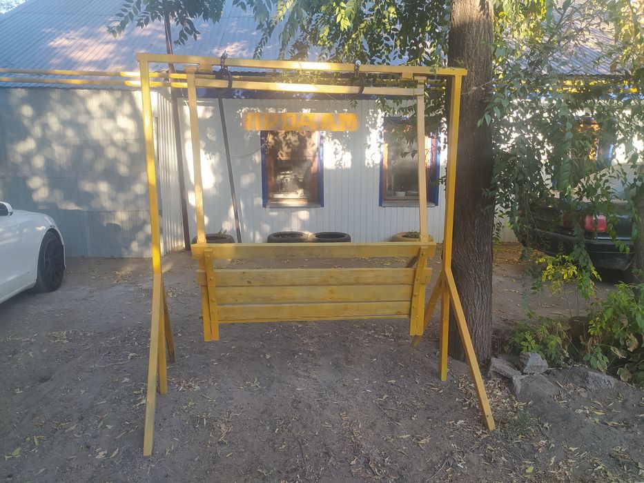 Продаются качели