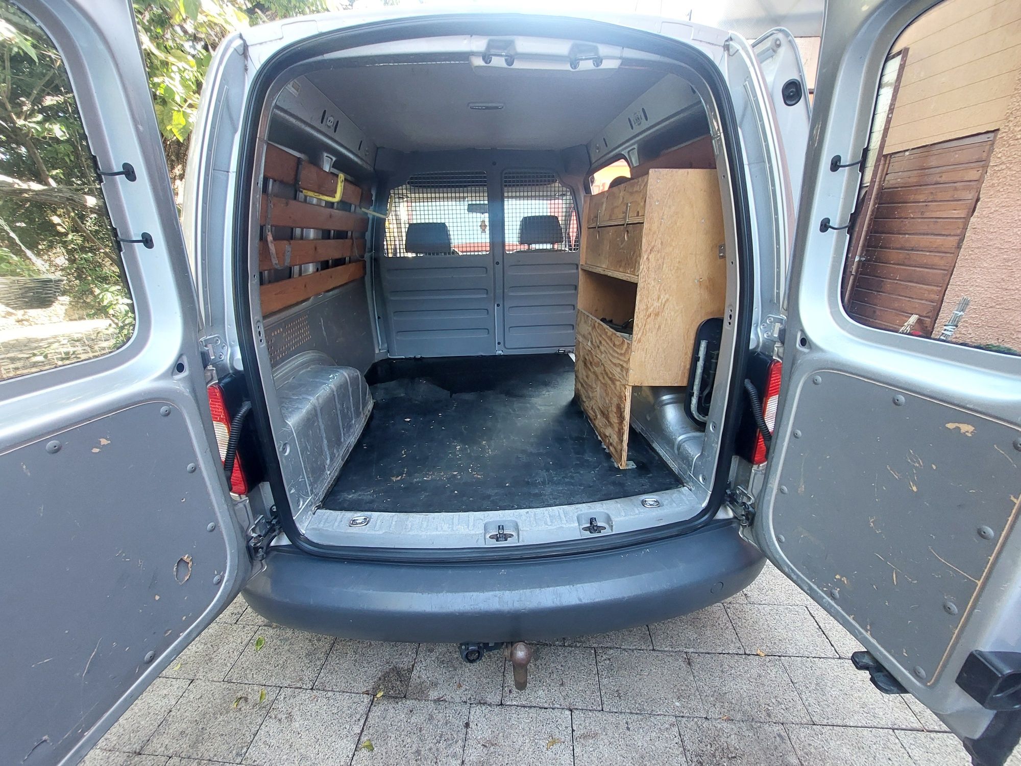 Caddy 1.9 tdi //2008//Recent adusa//