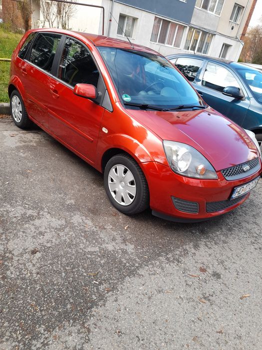 Ford Fiesta automat 1.4 benzina