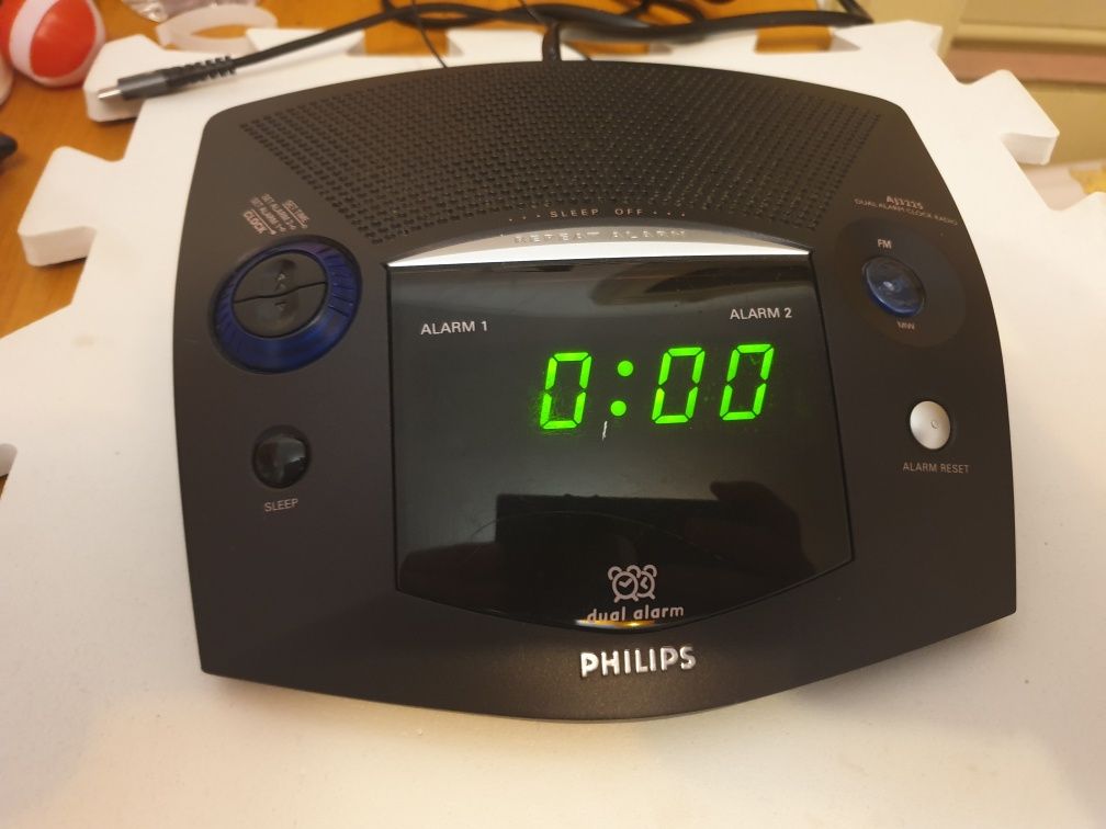 Ceas cu radio și alarma philips