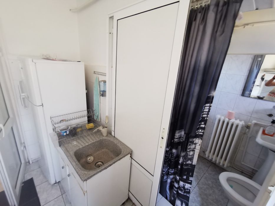 Apartament 3 camere ultracentral Bârlad, complet mobilat, toate utilit