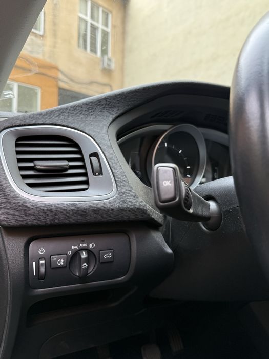 Vand Volvo V40.