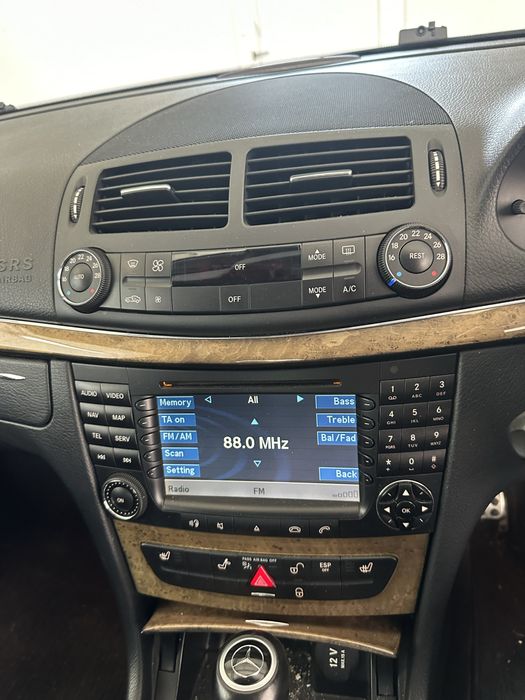 W211 на части над 80 бройки