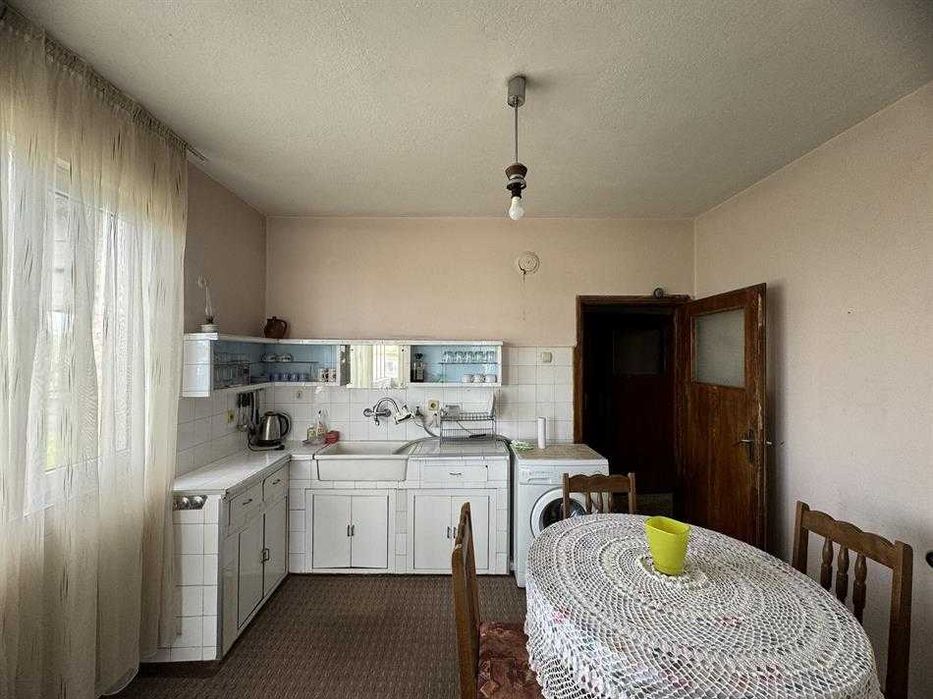 15114 - Многостаен апартамент в гр. Дряново