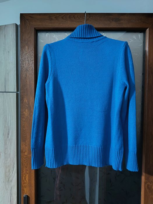 Pulover mărimea 40-42