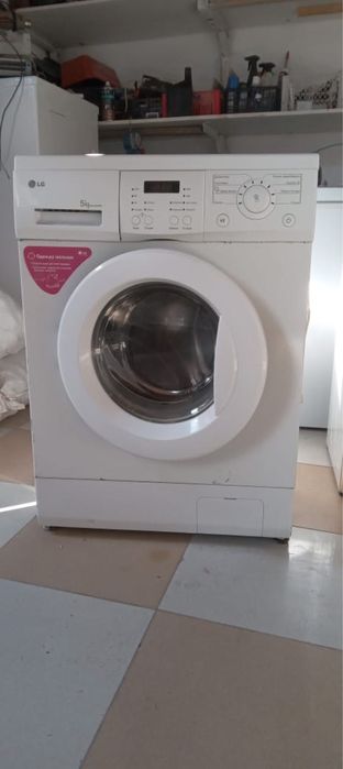 Продается стиральная машина LG 5 кг