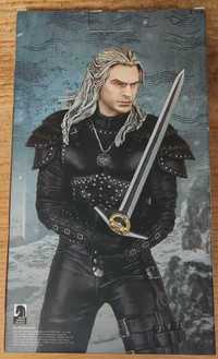 Figurina Dark Horse The Witcher (Netflix) Geralt Season 2 Statue 24 cm