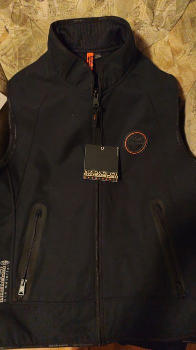 vestă Napapijri Lorze V. Mărimi S,M,L