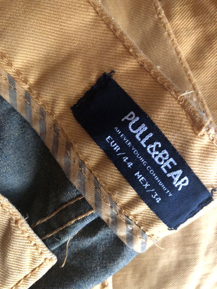 Blugi lungi, jeansi barbati Pull& Bear