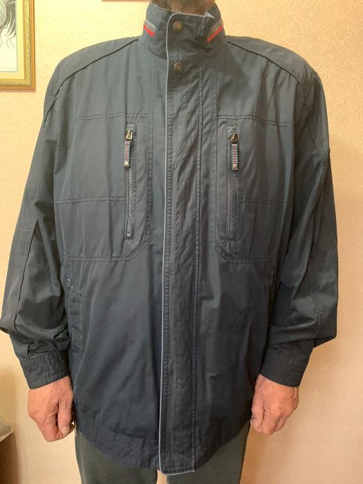 Продам куртку-ветровку мужскую, про-во Турция, разм.56-58