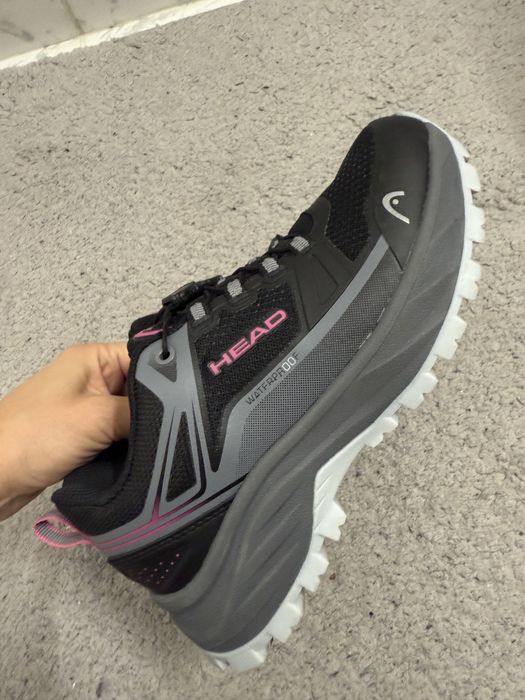 Vand papuci impermeabili HEAD marimea 37 ca noi