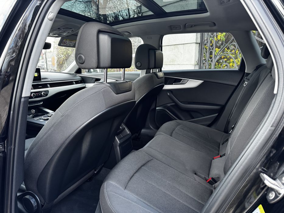 Vand/Schimb Audi A4 2017~Ceasuri Digitale~Panoramic~190CP