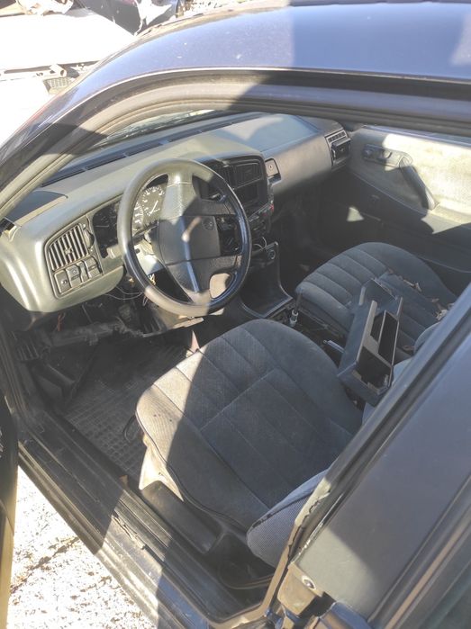 Пасат 2 1.8 комби на части