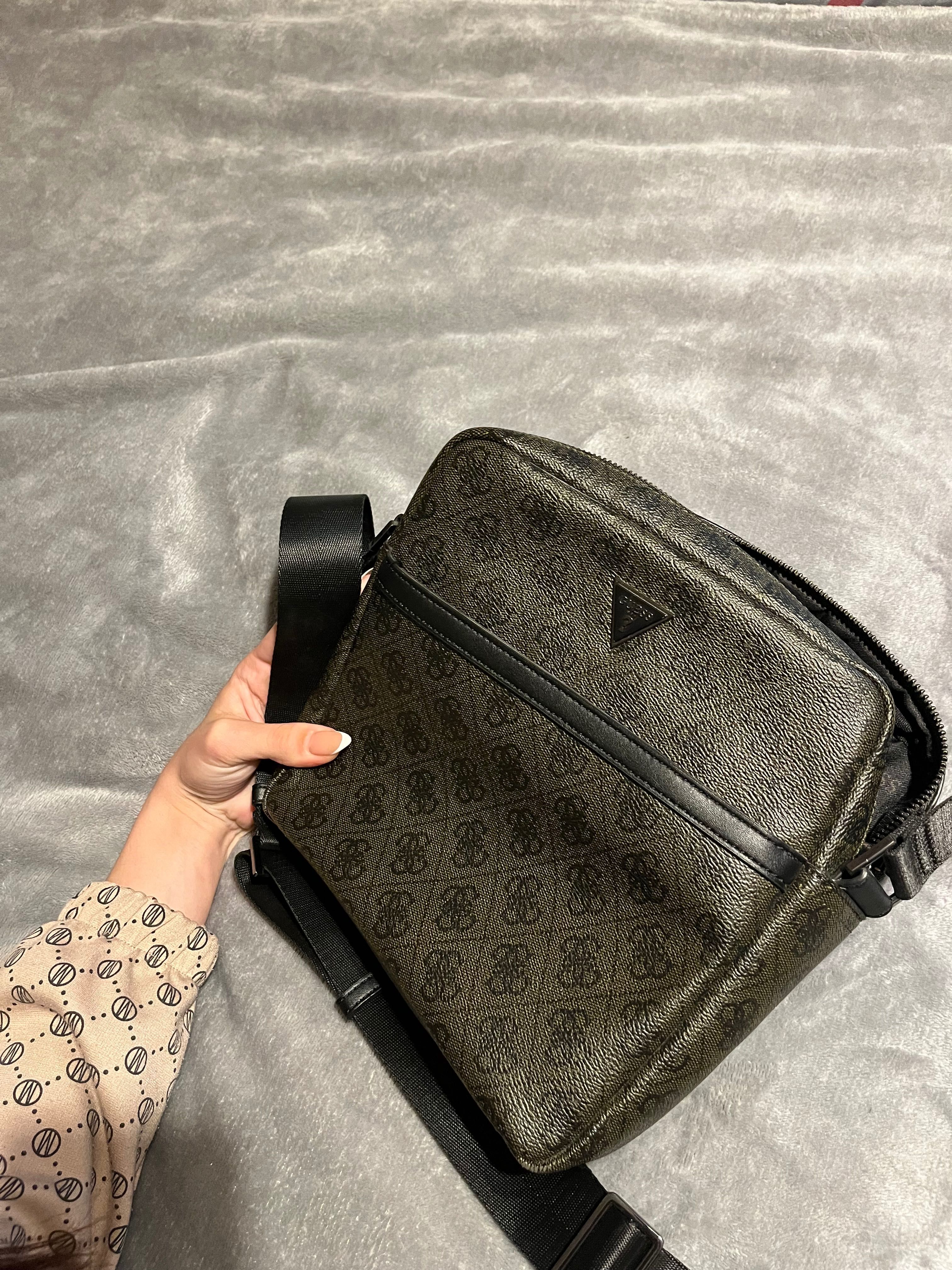 Мъжка чанта GUESS