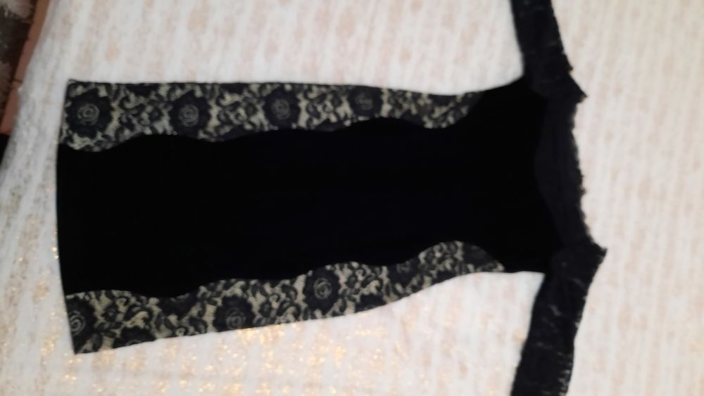 Официална рокля  материята е ластичнаразмер s/m