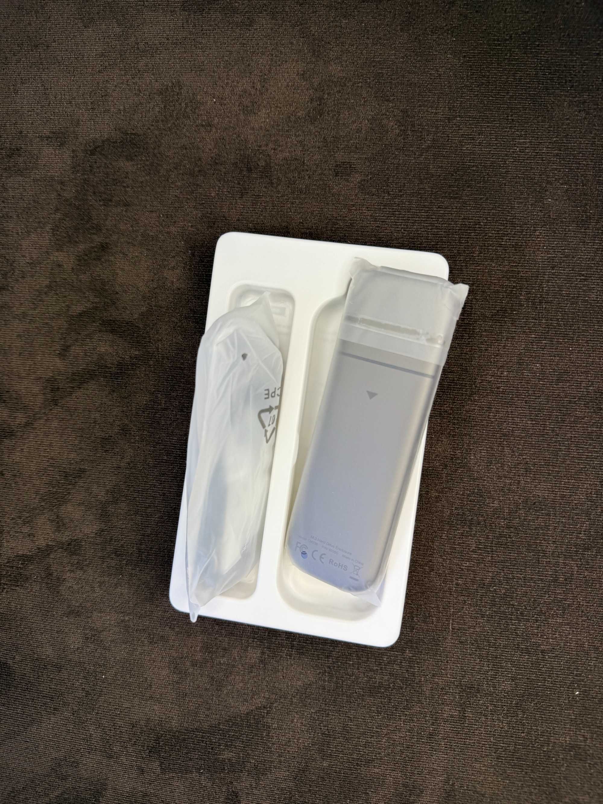 UGREEN SSD M.2 Drive Enclosure B-key кутия за външен диск, NVMe, 6Gbps