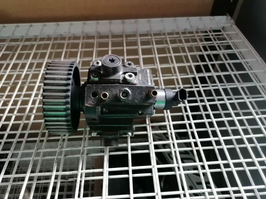 Pompa injectie inalte opel vectra c astra h zafira b 1.9 150 120 cp